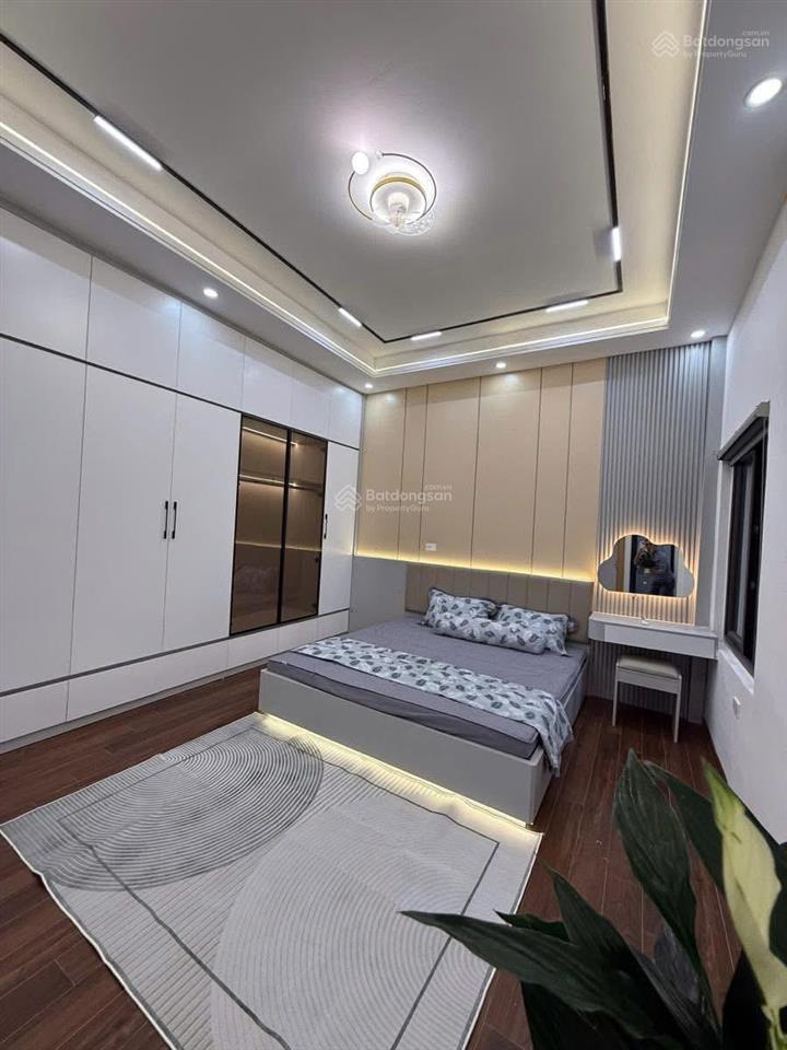 Bán nhà đẹp dân xây lô góc gần phố linh lang, phan kế bính dt 50m2 x 5 tầng, 6 ngủ, nội thất đầy đủ