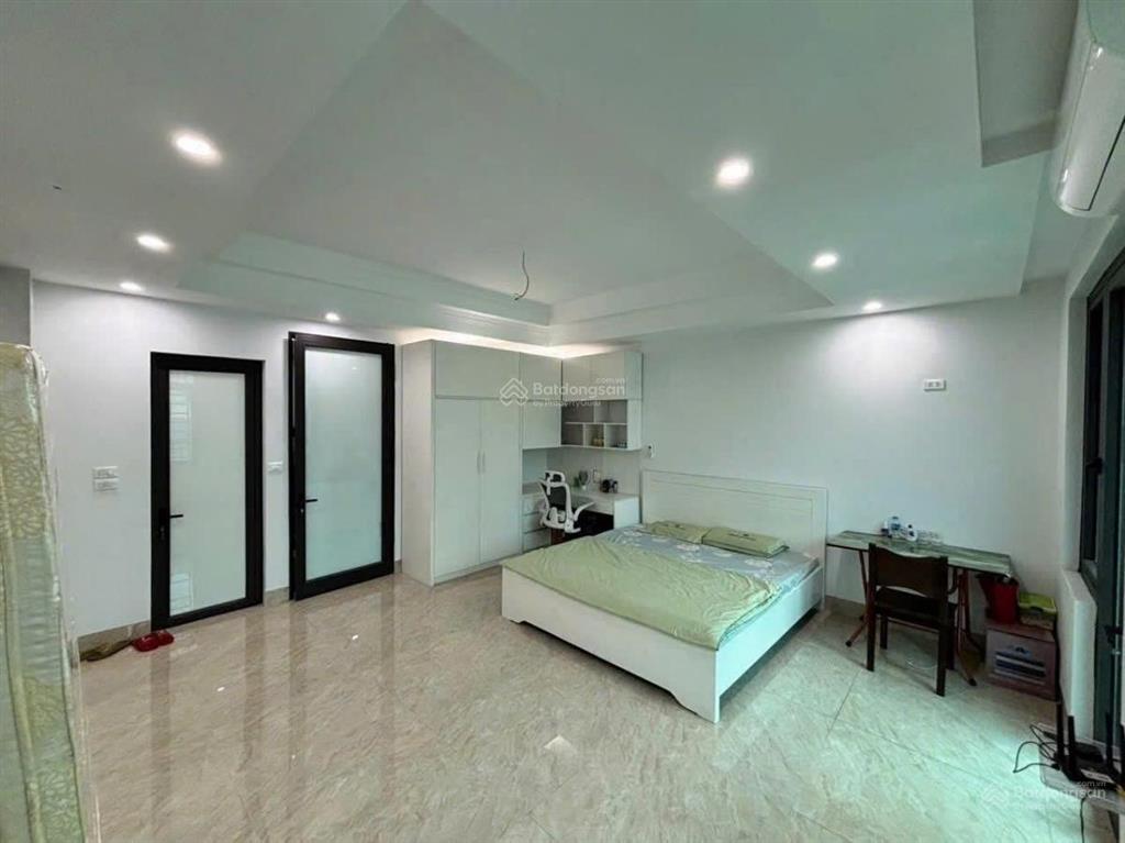 Bán gấp nhà dân xây, lô góc , ô tô tránh,kinh doanh gần phố phạm hùng, mễ trì, giá đầu tư 60m2 x5t