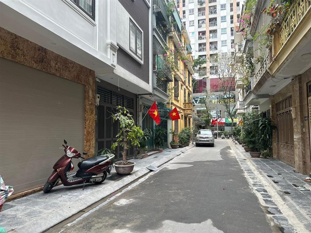 Bán gấp nhà dân xây, lô góc , ô tô tránh,kinh doanh gần phố phạm hùng, mễ trì, giá đầu tư 60m2 x5t