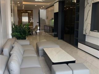Bán nhà đẹp dân xây ô tô gần phố cầu giấy, lô góc, thang máy, dt 59m2 x6tầng, mặt tiền 4.5m sổ đẹp