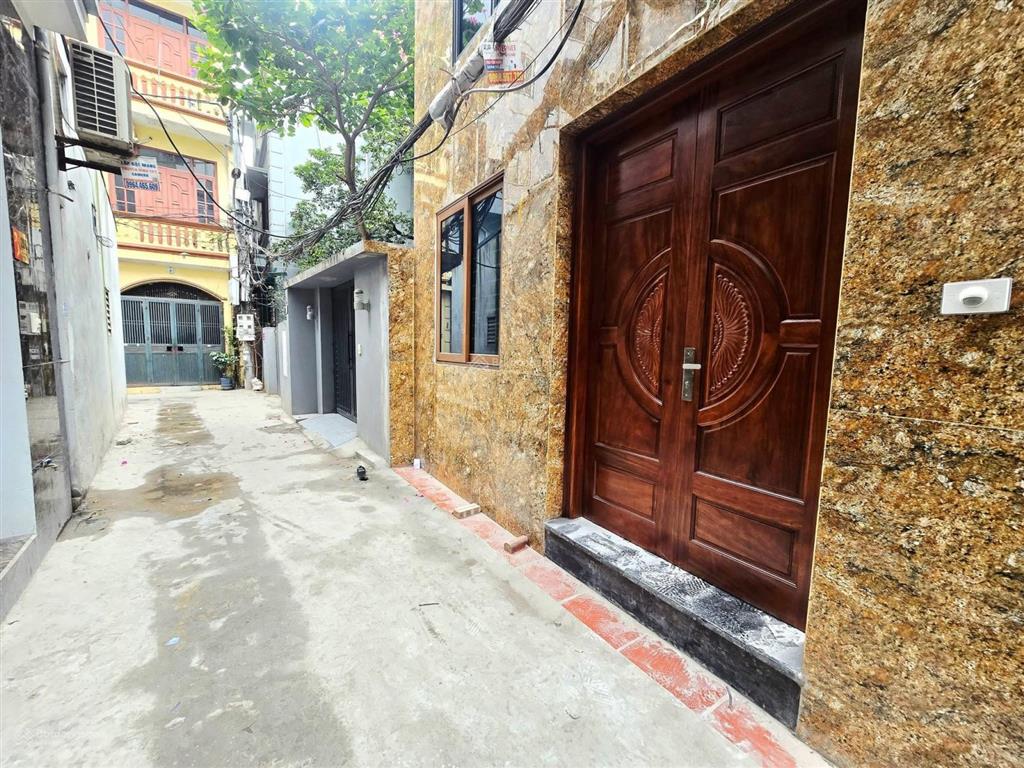 Bán nhà đẹp dân xây ô tô gần phố cầu giấy, lô góc, thang máy, dt 59m2 x6tầng, mặt tiền 4.5m sổ đẹp