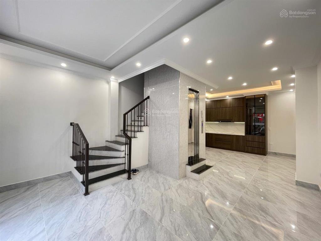 Bán nhà đẹp thang máy, nguyễn khánh toàn, dương quảng hàm, dt 45m x6tầng giá 9.8 tỷ