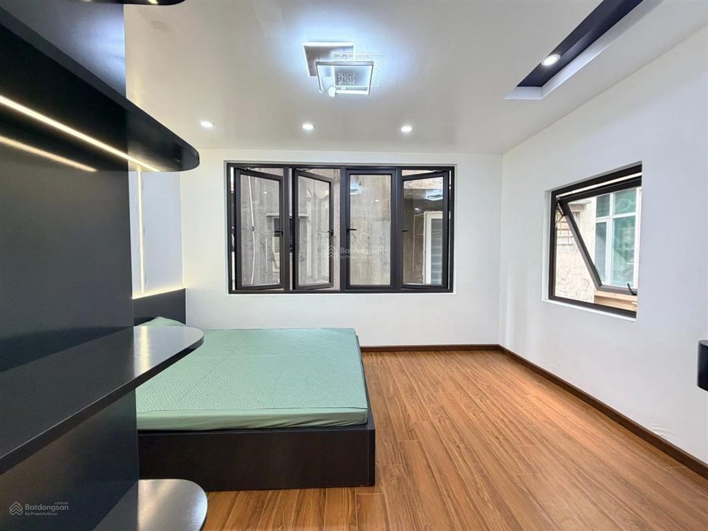 Bán nhà đẹp dân xây gần phố linh lang, đào tấn lô góc dân xây chắc chắn dt 51m2 x 5t giá 9,8 tỷ