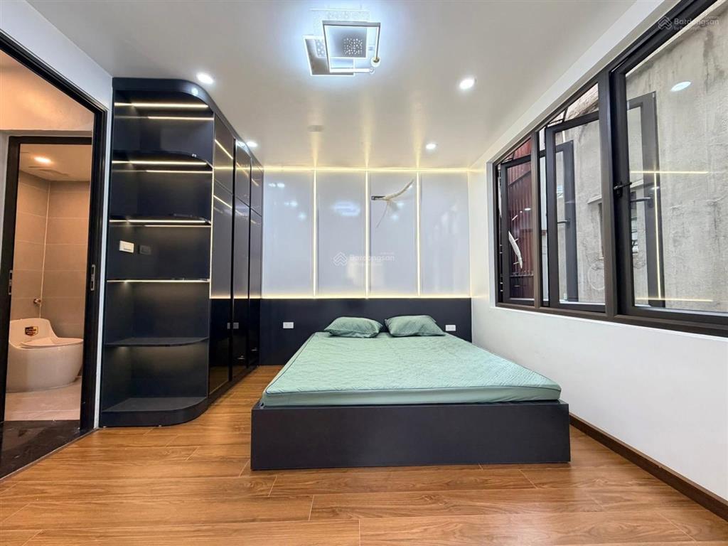 Bán nhà đẹp dân xây gần phố linh lang, đào tấn lô góc dân xây chắc chắn dt 51m2 x 5t giá 9,8 tỷ