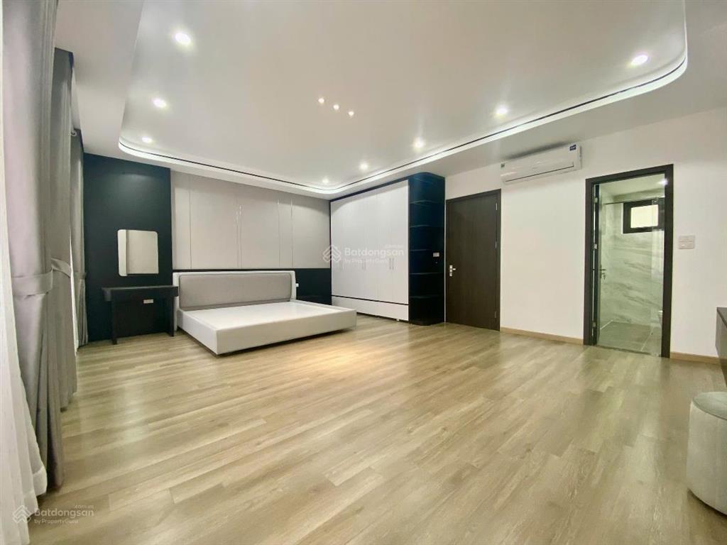 Bán nhà phân lô , ô tô tránh, lô góc, kd, mặt ngõ thông, gần phố mễ trì 60m x 5t, sổ đẹp