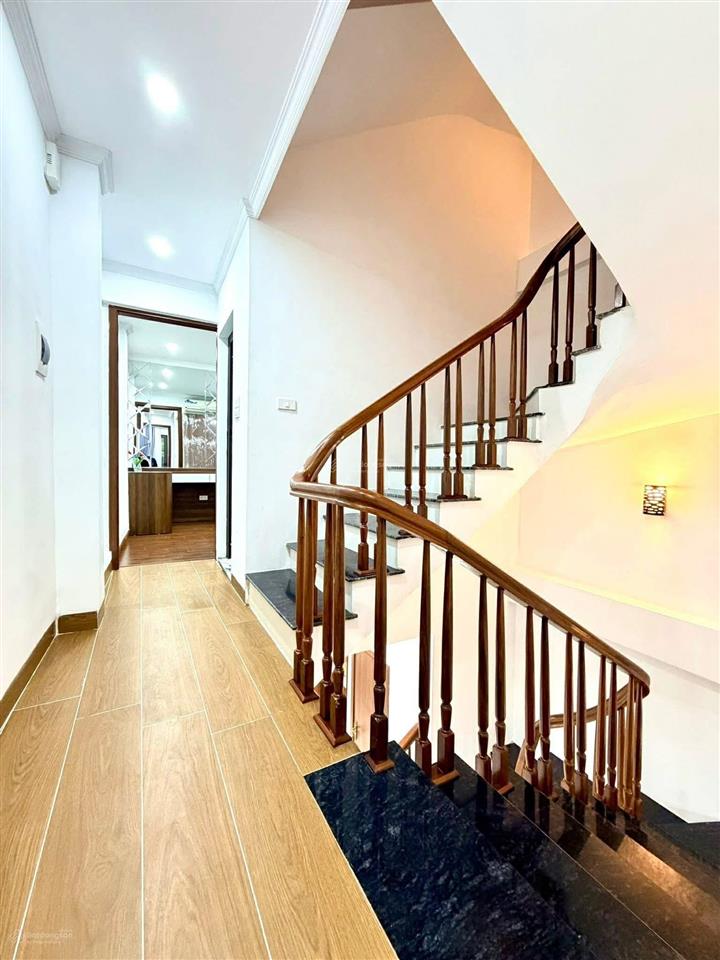Chuẩn! lô góc linh lang, 3 thoáng, ngõ thông, dân xây, sân xe, kinh doanh, ở ngay, tm, 50.8m2*6t
