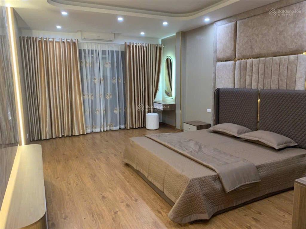 Giá đầu tư ô tô gần phố hoàng quốc việt, võ cc, ngõ nông rộng, không qh, 54m2x4t, mt 5m giá 8.99 tỷ