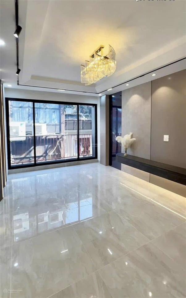 Bán nhà mới đẹp thang máy, ô tô gần phố hoàng quốc việt  phạm văn đồng 45m2 x 6t giá 9,5 tỷ