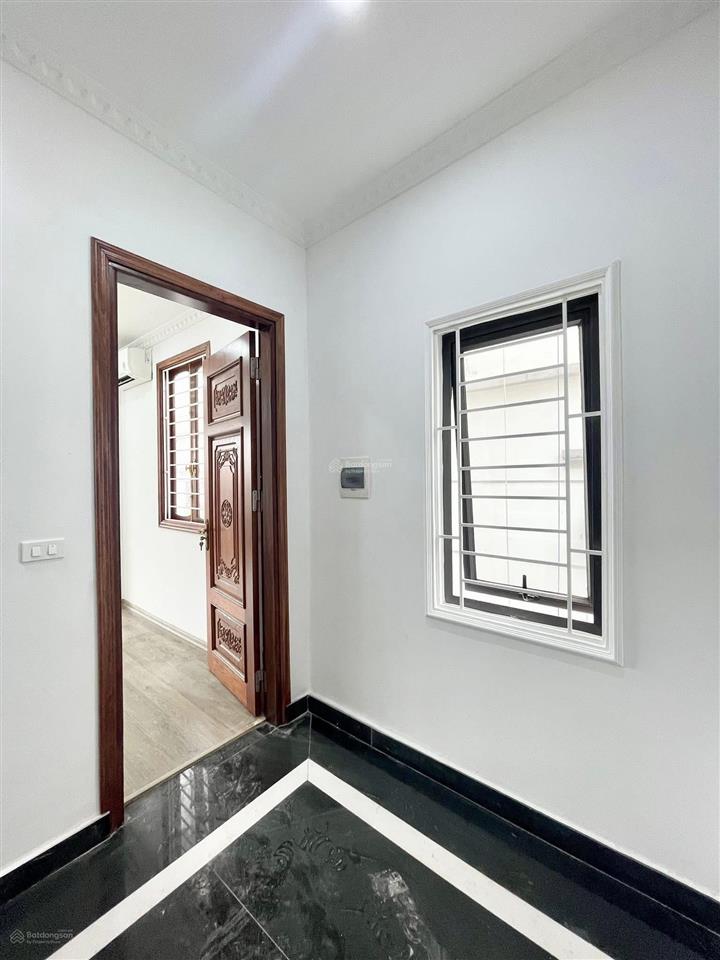 Bán nhà dân xây giá đầu tư gần xuân thuỷ, hồ tùng mậu gần đh sư phạm, đh thương mại, lô góc 36m2x5t