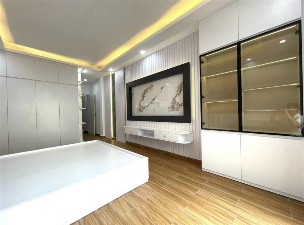 Bán nhà dân xây giá đầu tư gần xuân thuỷ, hồ tùng mậu gần đh sư phạm, đh thương mại, lô góc 36m2x5t