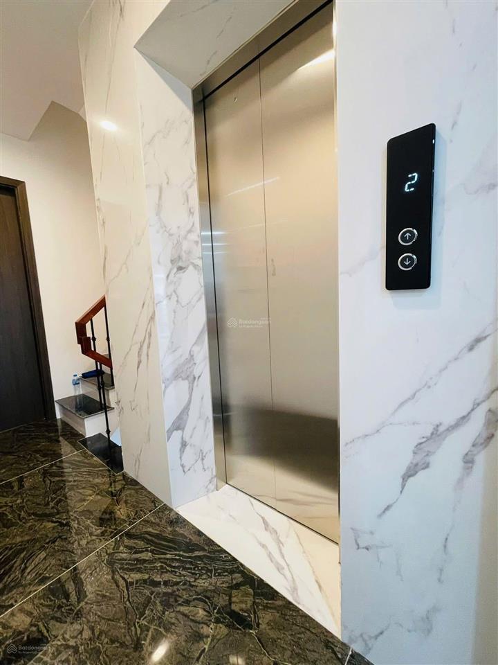 Bán nhà dân xây thang máy, ô tô dừng đỗ, gần phố nguyễn văn huyên, nguyễn khánh toàn, 45m2 x 6 tầng
