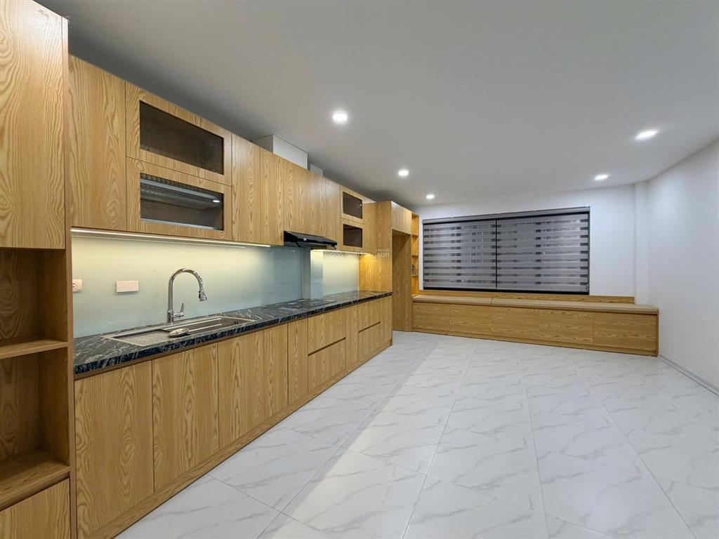Bán nhà đẹp dân xây ôtô gần phố lạc long quânvõng thị 50m2 x5t, 2 thoáng sổ nở hậu giá nhỉnh 9tỷ