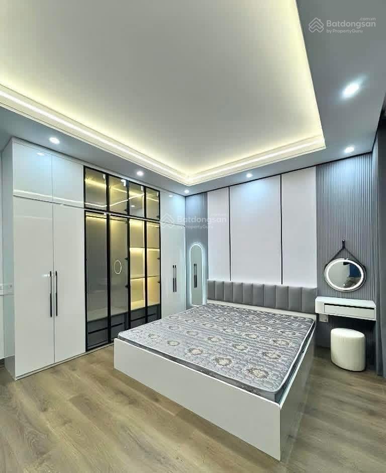 Bán nhà mới đẹp thang máy, ô tô gần phố nguyễn văn huyên, dương quảng hàm, 46m2x6t, nội thất đầy đủ