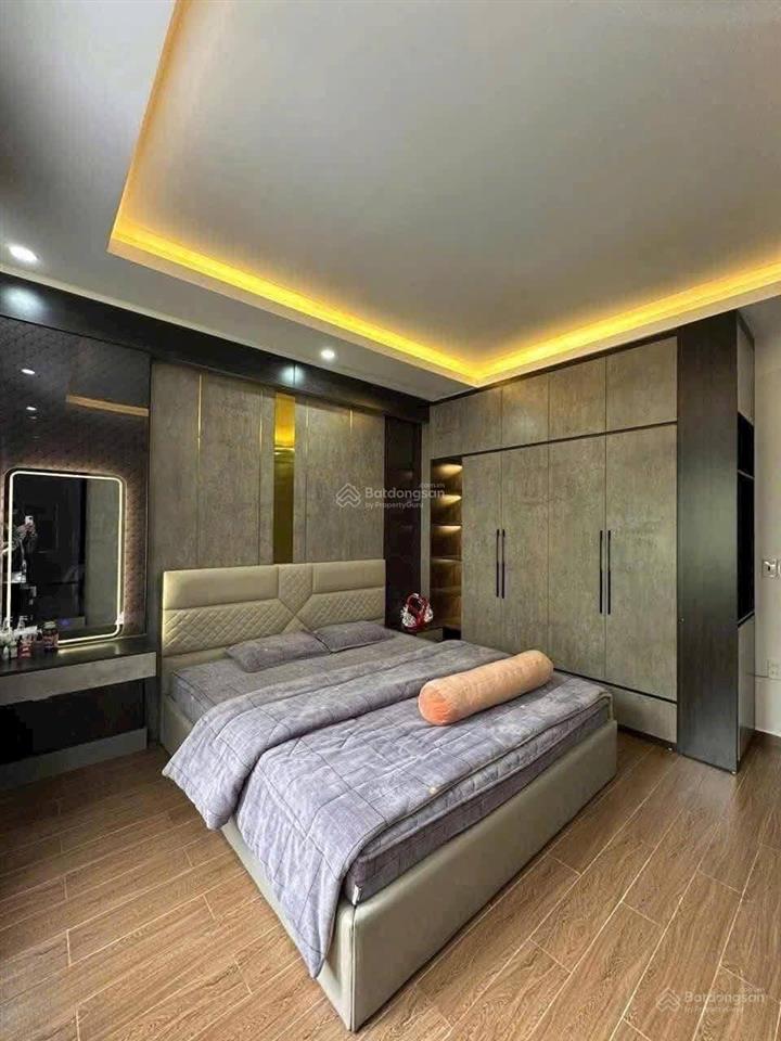 Bán nhà mới đẹp thang máy, ô tô gần phố nguyễn văn huyên, dương quảng hàm, 46m2x6t, nội thất đầy đủ