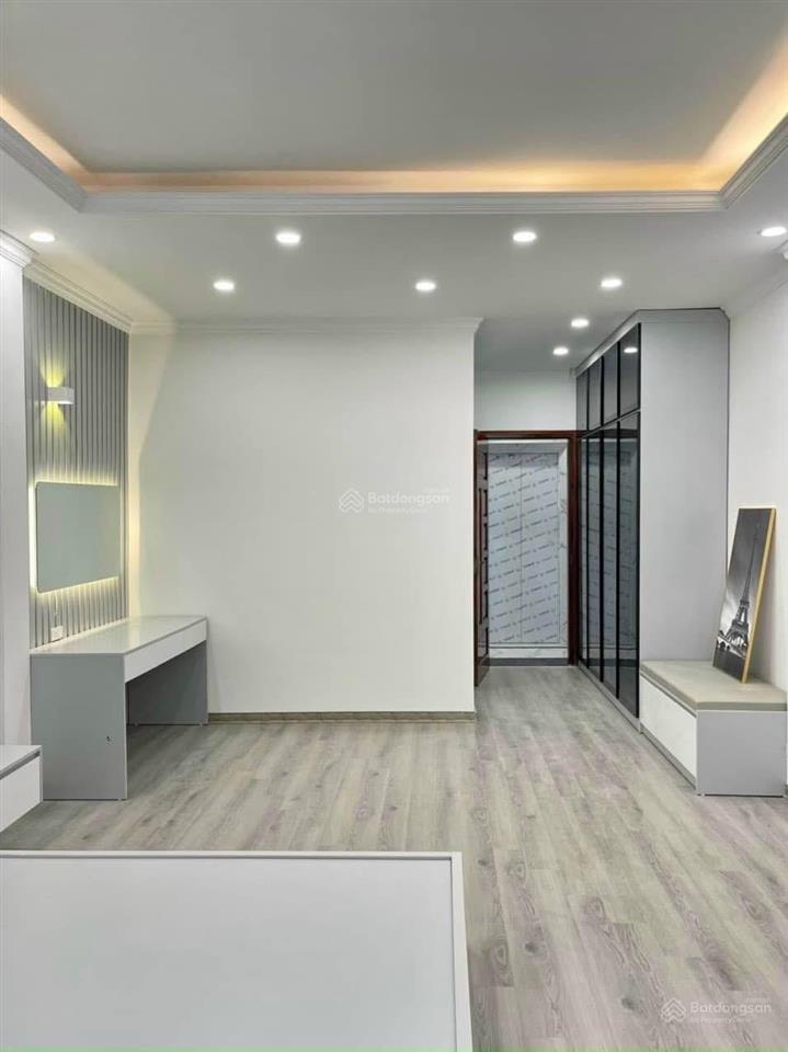 Bán nhà đẹp thang máy, ô tô đỗ gần phố võ chí công, xuân la, xuân đỉnh dt 46m2x7 tầng, giá hơn 9tỷ