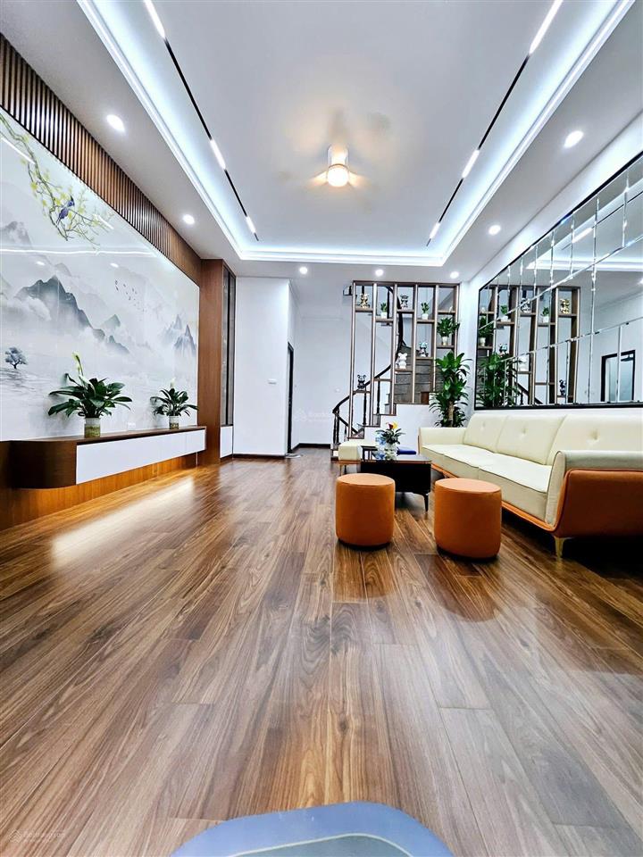 Bán nhà đẹp võng thị, thụy khuê, gần hồ tây 48m2x5t, lô góc, sổ vuông, giá rẻ, nội thất đủ ở sướng