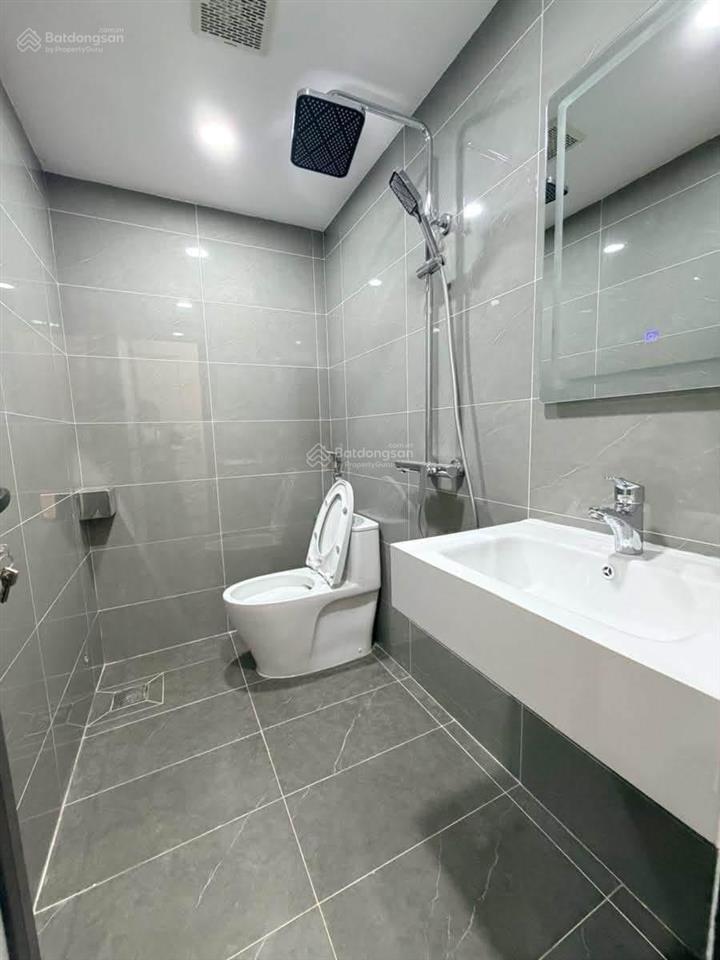 Bán nhà phố duy tân gần đh sư phạm, nhà dân xây dt 52m2 x5 tầng, mỗi tầng 2 ngủ, nội thất đầy đủ