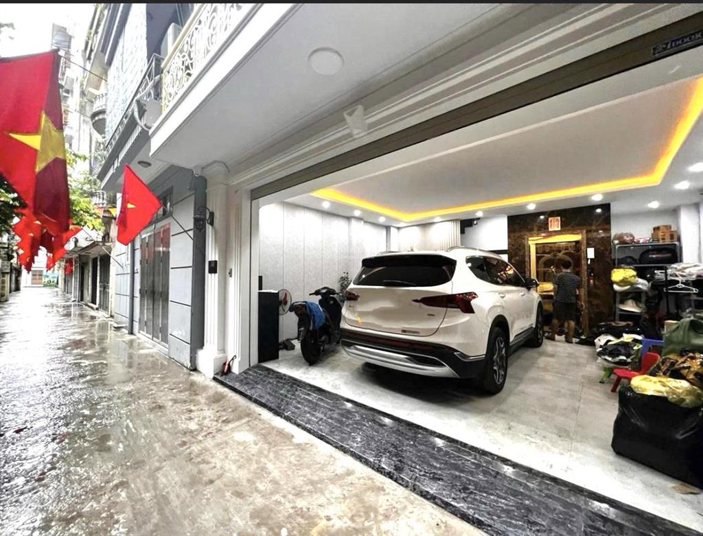 Nhà bán phân lô, ô tô vào nhà, gần phố nguyễn khánh toàn, nguyễn văn huyên, 50m x 5t, nhà dân xây