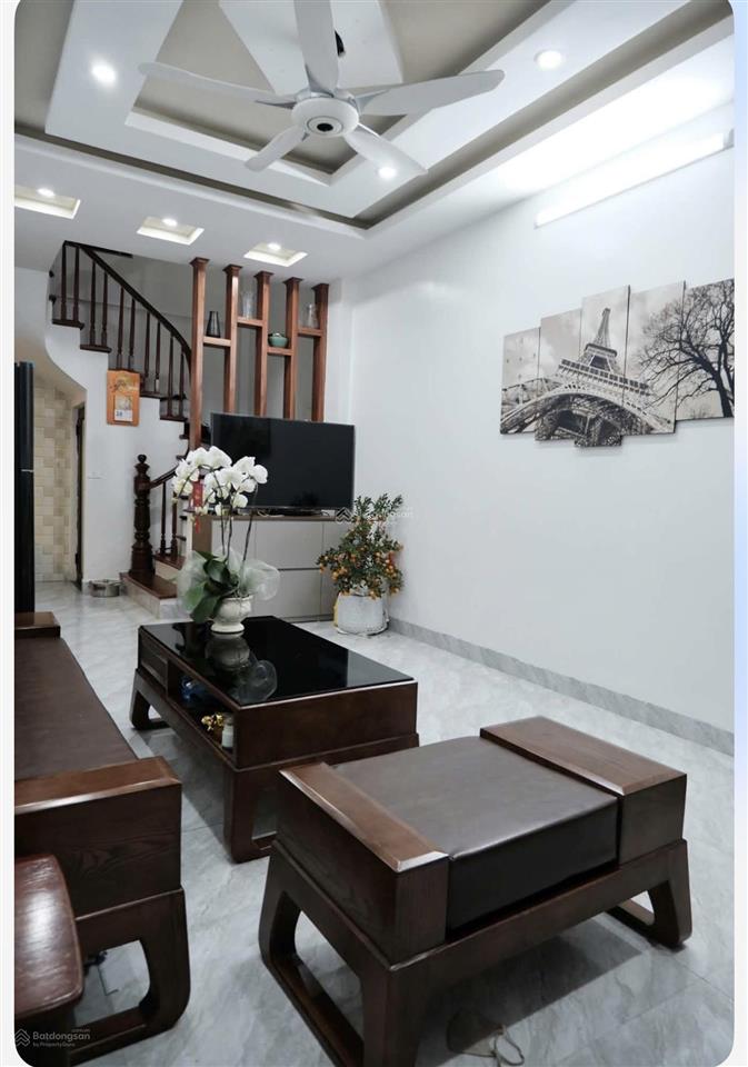 Chủ cần bán nhà phố khúc thừa dụ, dịch vọng giá đầu tư 7,8 tỷ 45m x 6t, 8 phòng ở và cho thuê
