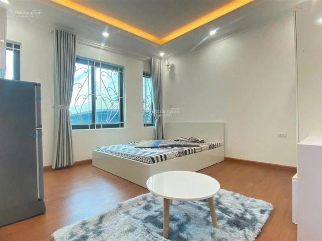 Bán gấp nhà chdv hoàng quôc việt,65m x 6 tầng, 13ph kk dòng tiến 70tr/thg  lô góc,cách phố pvđ 8m