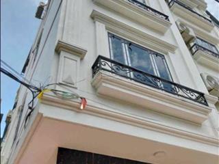 Chủ cần bán gấp nhà dân xây giá đầu tư, gần phố hoàng quốc việt 56m2x4t, mt 5m, không quy hoạch
