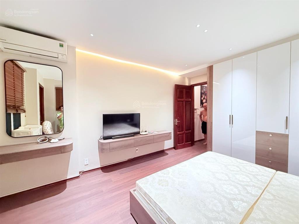 Bán nhà giá đầu tư gần phố đội cấn, ngọc hà, sổ 50m2x4tầng, ngõ thông thoáng giá 7.9 tỷ