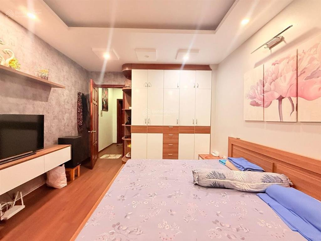 Bán nhà giá đầu tư gần phố đội cấn, ngọc hà, sổ 50m2x4tầng, ngõ thông thoáng giá 7.9 tỷ