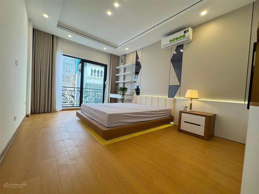 Bán nhà dân xây gần phố trích sài, võng thị, thụy khuê, giá đầu tư, dt 66m x5t, mt 4.3m giá 11.5tỷ