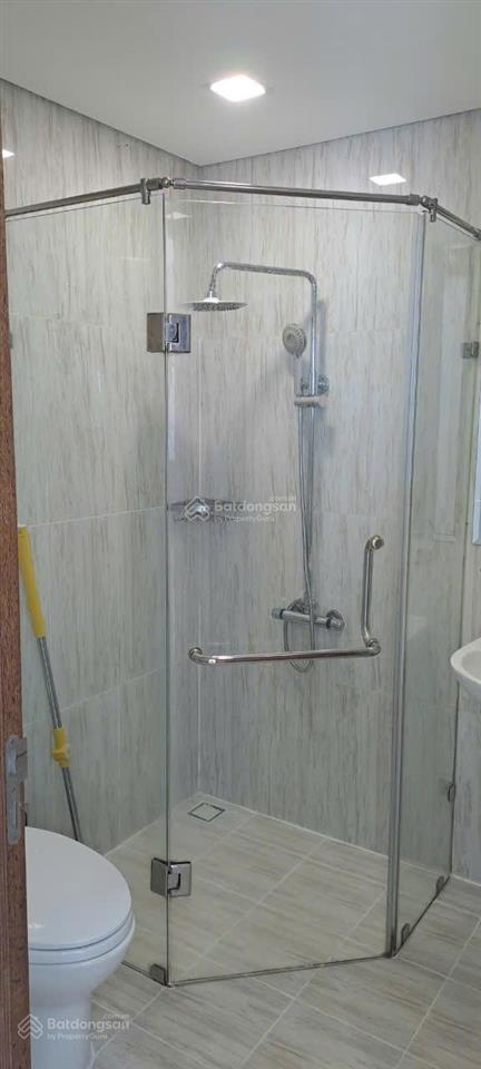 Hàng hiếm 2pn 2wc 70m2 tại the golden star