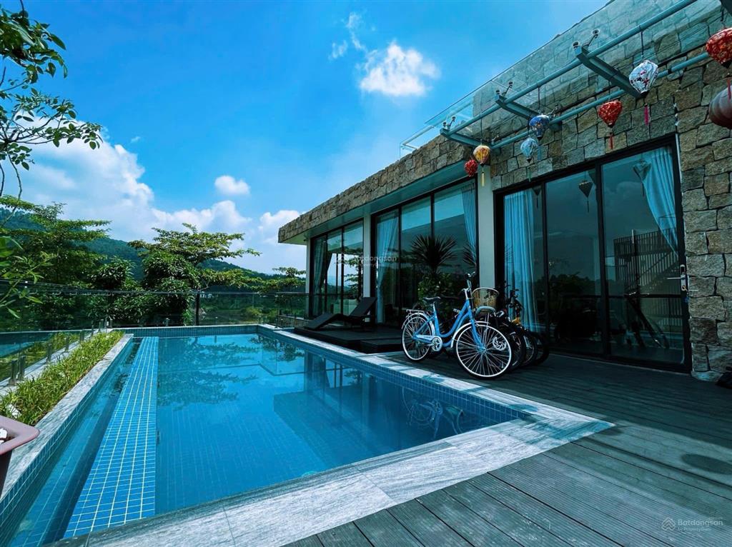 Villa venus đại lải cực chất và đẹp, full nội thất 250m. dòng tiền tốt. đi úc bán nhanh 15 tỷ