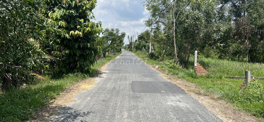 lô đất mt Đường Nguyễn Thị Náo ngay resort THÔN KINH ĐÔNG, full thổ