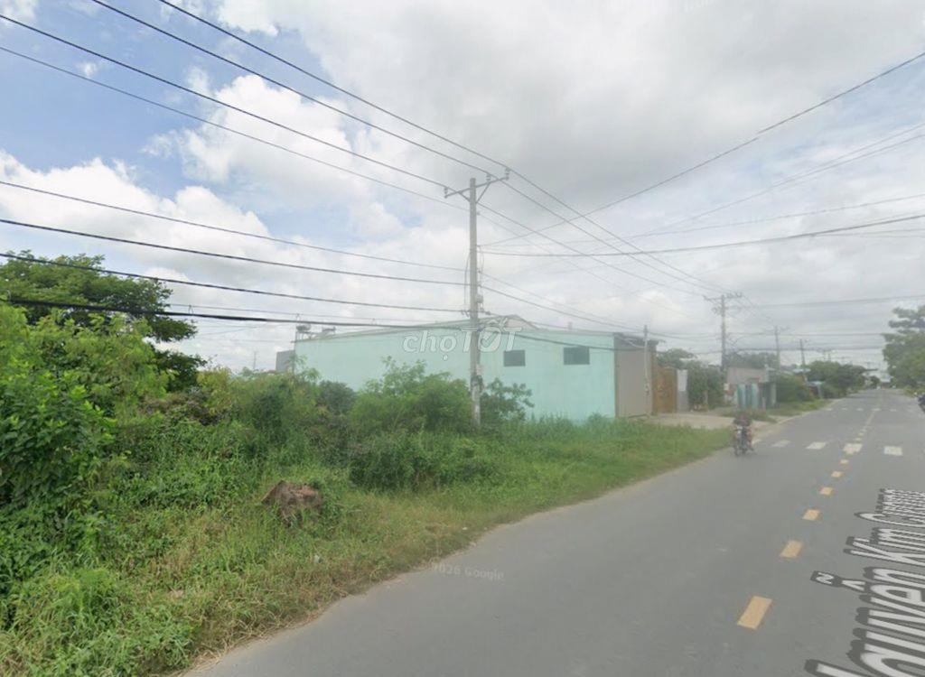 Lô đất mt đường Nguyễn Kim Cương, dt 627m2 full thổ, Tân Thạnh Đông