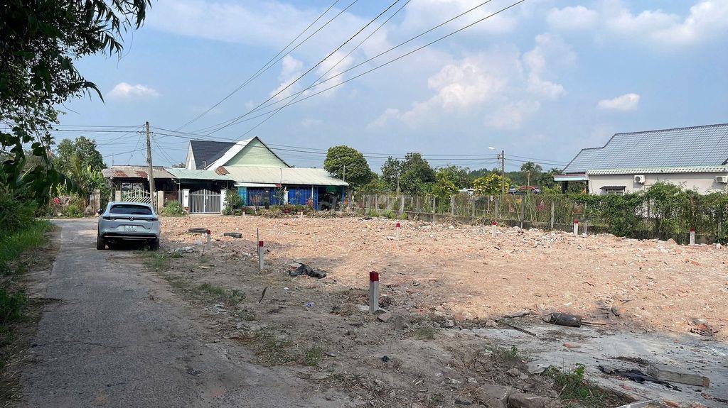 Cắt lỗ nhiều! Bán lô đất mt đường nhưa 583, dt 119m, full thổ, TLH