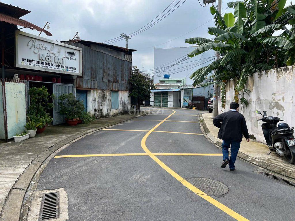 Lô đất MT Thới Tam Thôn 18, cách Đặng Thúc Vịnh chỉ 50m, ngang 5,5m
