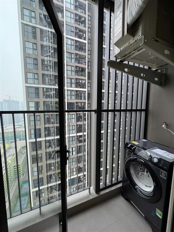 Cho thuê 2pn 75m2 full đồ tc2  the canopy vinhome smart city giá 16.5 tr  0904 109 ***