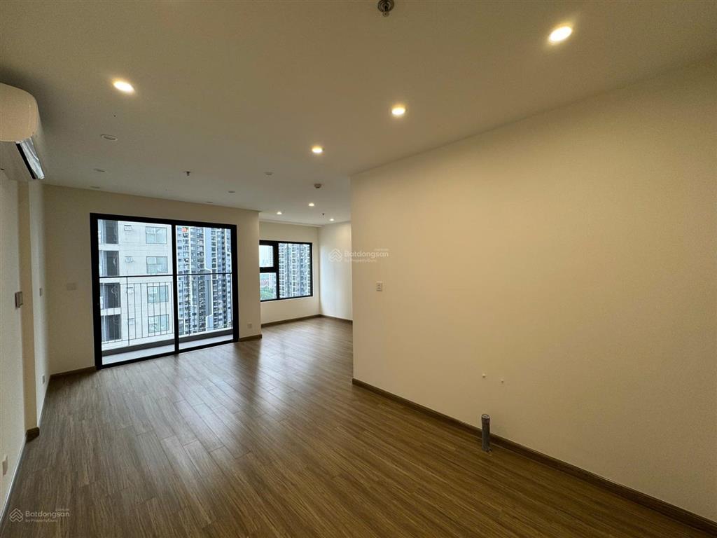 Cho thuê căn hộ 2pn 63,5m2 sa1 the sakura vinhomes smart city giá 11 triệu  0904 109 ***