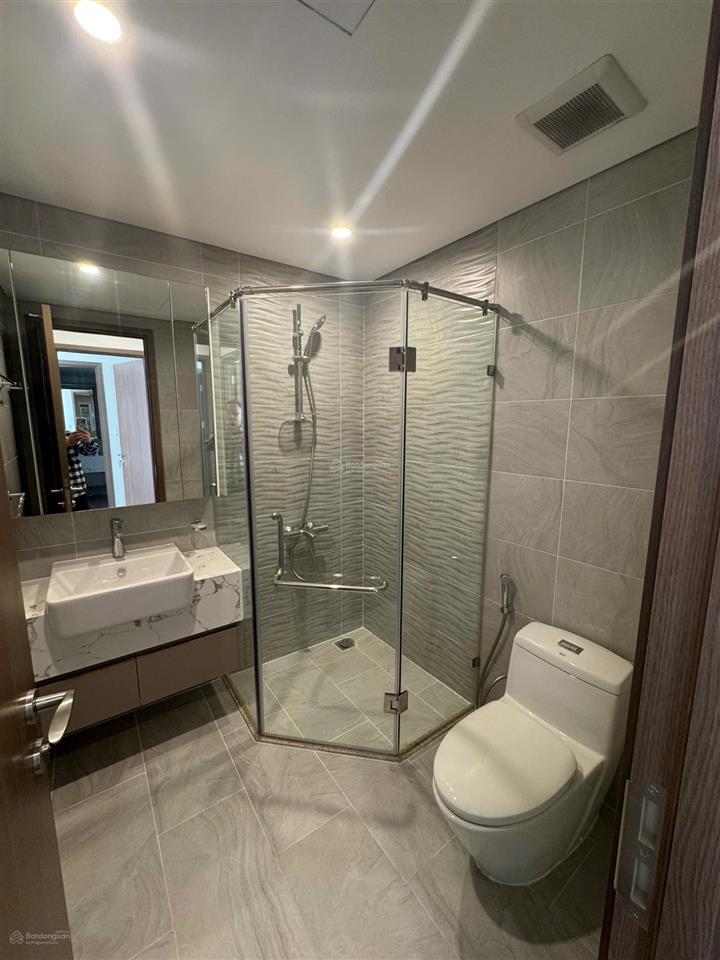 Cho thuê 2pn+ 72m2 tonkin 1, vinhomes smart city ntcb ở ngay giá 12.5 tr  0968 830 ***