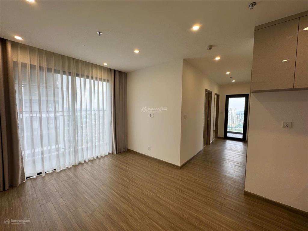 Cho thuê cc 3pn, 2wc, giá 13 triệu, 75 m2 tại vinhome smart city, hà nội 0904 109 ***