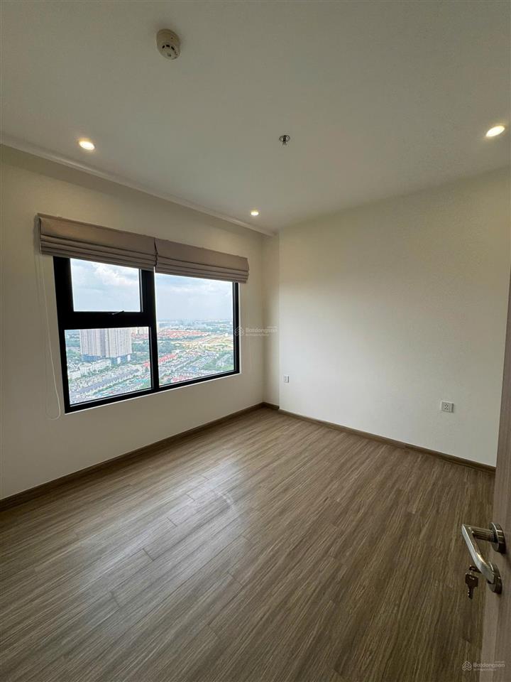 Cho thuê cc 3pn, 2wc, giá 13 triệu, 75 m2 tại vinhome smart city, hà nội 0904 109 ***