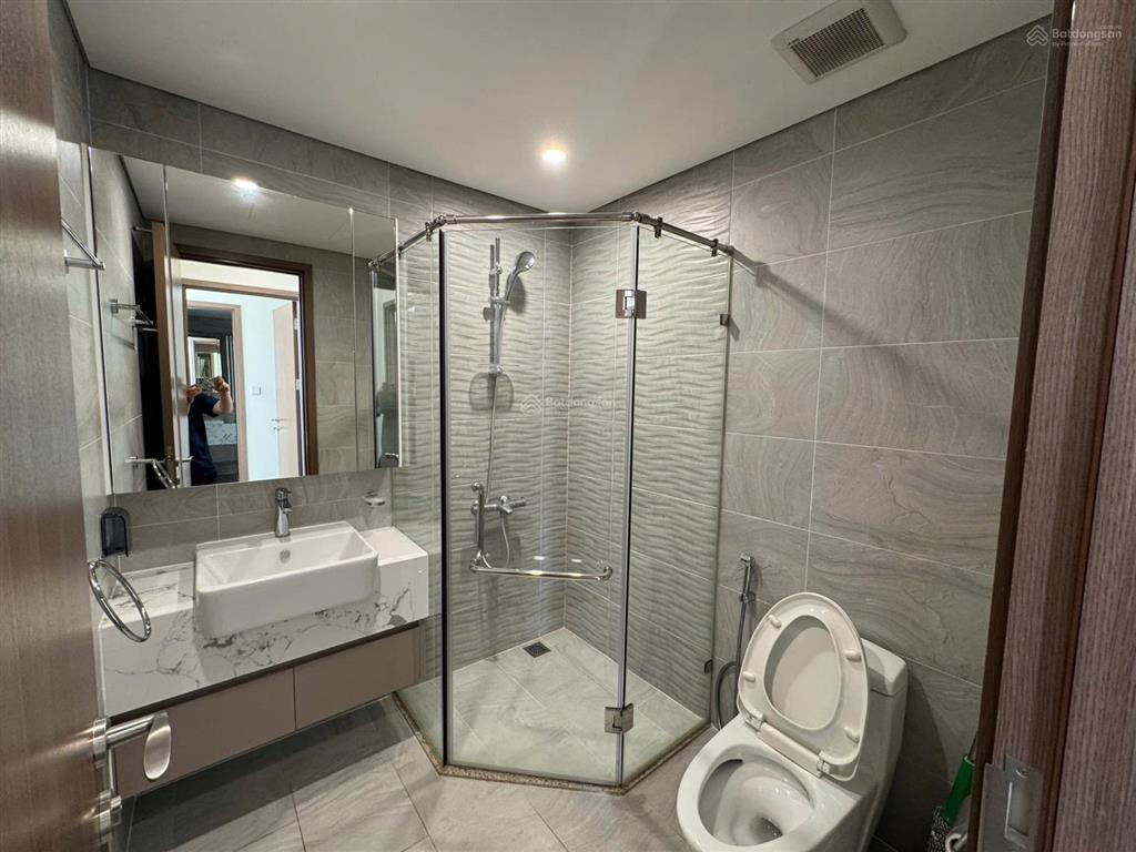 Cho thuê 2pn+ 72m² tonkin  vinhomes smart city full đồ giá 16 triệu/tháng.  0904 109 ***
