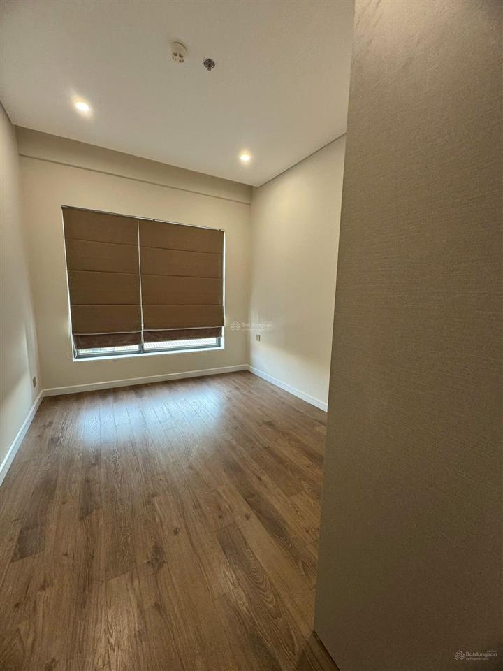 Không có nhu cầu ở cần cho thuê căn hộ 3pn đồ cơ bản chung cư hoàng thành pearl.