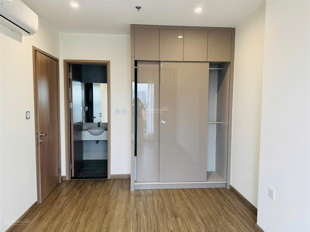 Chính chủ cần bán căn 3pn 73m2 vinhomes smart city phân khu gs6