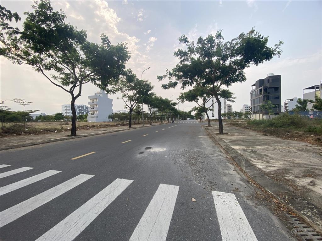 Sụp hầm  đất nền fpt (96m2) chỉ 4 tỷ 750 (đẹp)