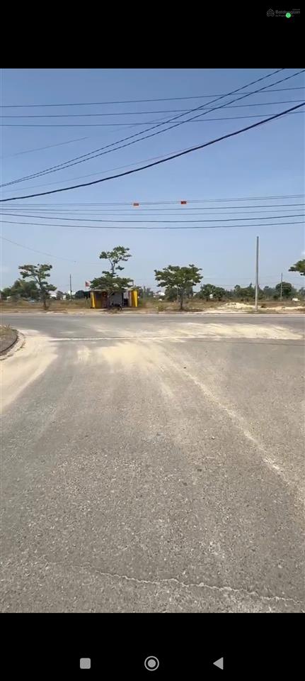 Đẹp rẻ  bán đất đà nẵng chỉ 3 tỷ 150 (cách biển chỉ 1.5km  đường 10m5  gần trường quốc tế)