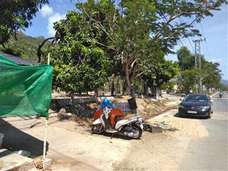 Bán đất mặt tiền đường nguyễn tất thành, 120 tỷ, 11000 m2, ngang 39m, pháp lý đầy đủ