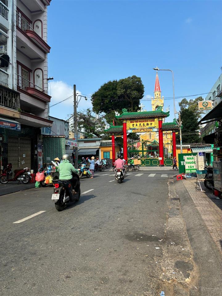 Bán nhà mặt phố mặt tiền tại 573 trần hưng đạo, 11 tỷ, 113,5m2 sàn, hàng hiếm uy tín