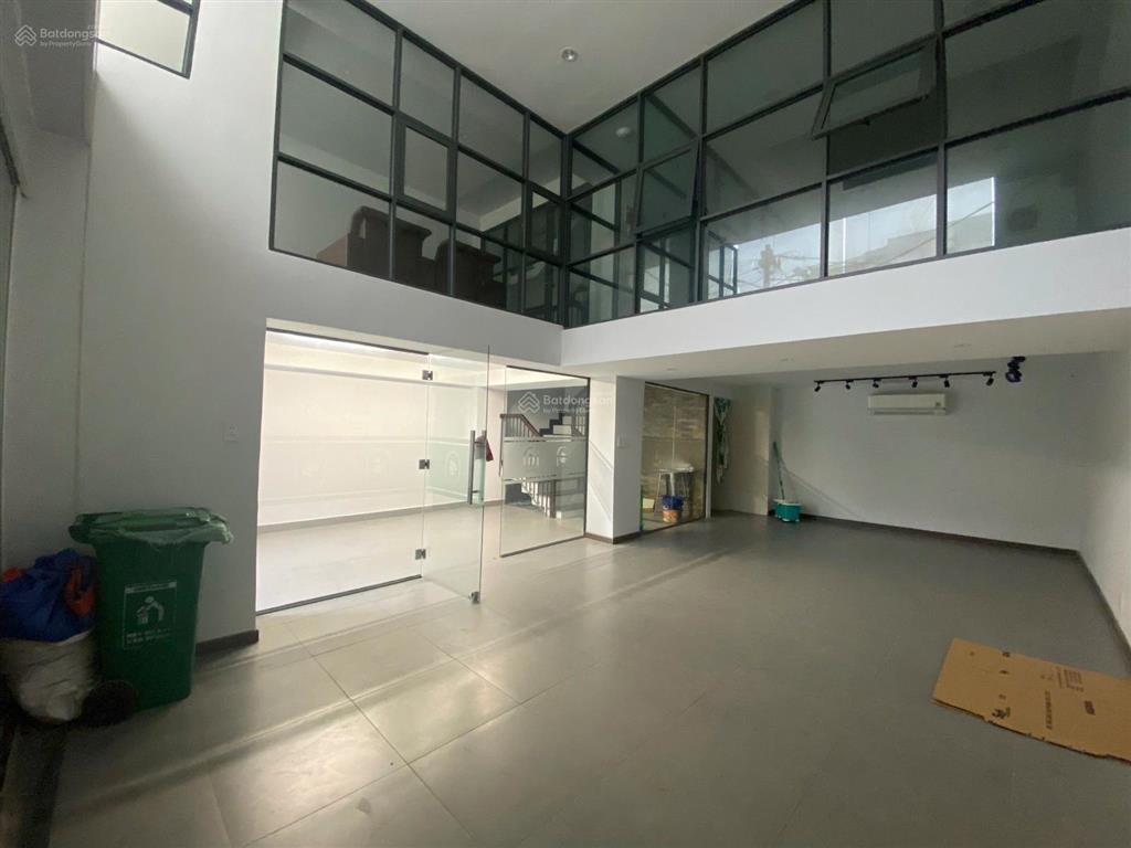 Buiding 5 tầng trống suốt mới 100% nguyễn gia trí  thạnh mỹ tây