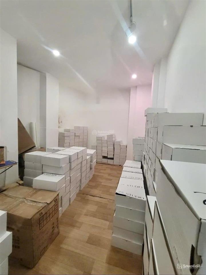 Ngang 5m  4 tầng hẻm xe tải lê văn sỹ quận 3