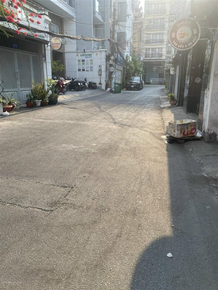 Nguyên căn 3 tầng hẻm xe tải tân cảng  ung văn khiêm