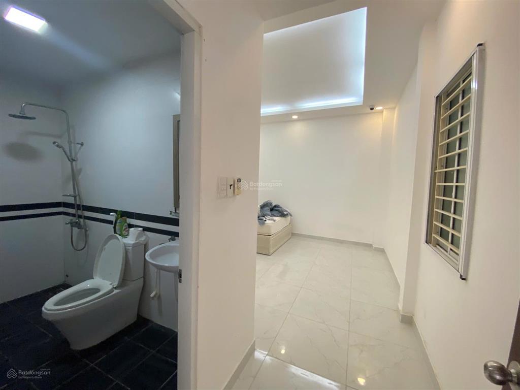 Nguyên căn 3 tầng hẻm xe tải tân cảng  ung văn khiêm